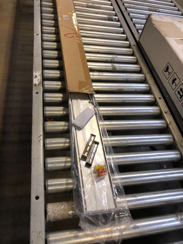 Photo 1 of Melovom 55W 4ft LED Flush Mount Wraparound Light Fixture, 5000K Daylight, 6000LM, Garage Lighting, LED Shop Light, Ceiling Light Fixture for Kitchen, Office, Fluorescent Tube Replacement