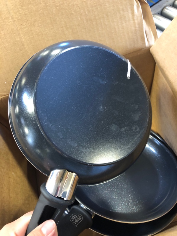 Photo 2 of 3 PCS SET FRYING PAN