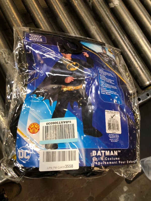 Photo 2 of Rubie's Costume Boys DC Comics Deluxe Batman Costume X-Small Batman Costume