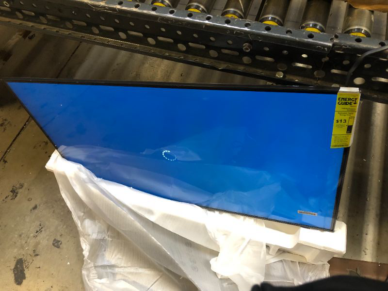 Photo 2 of SAMSUNG 43-Inch Class QLED 4K Q60C Series Quantum HDR, Dual LED, Object Tracking Sound Lite, Q-Symphony, Motion Xcelerator, Gaming Hub, Smart TV with Alexa Built-in (QN43Q60C, 2023 Model) 43-Inch TV Only