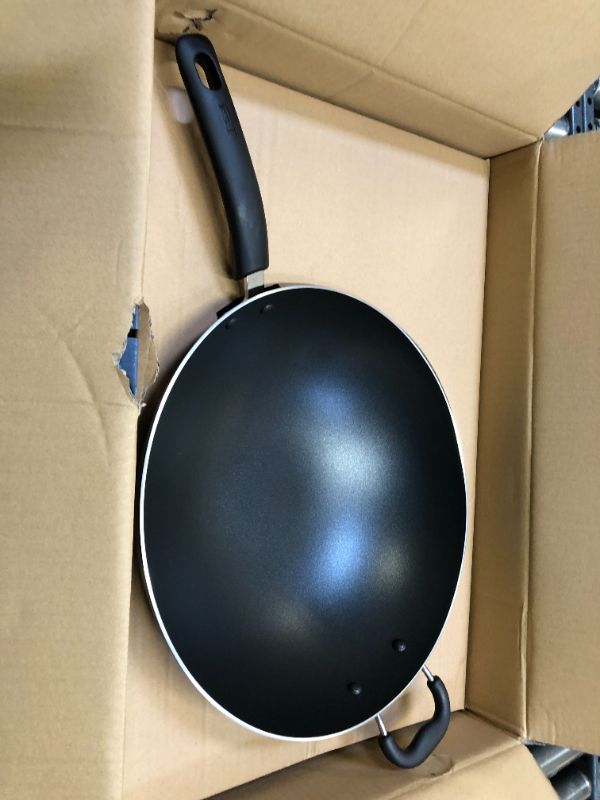 Photo 2 of 14 INCH WOK PAN