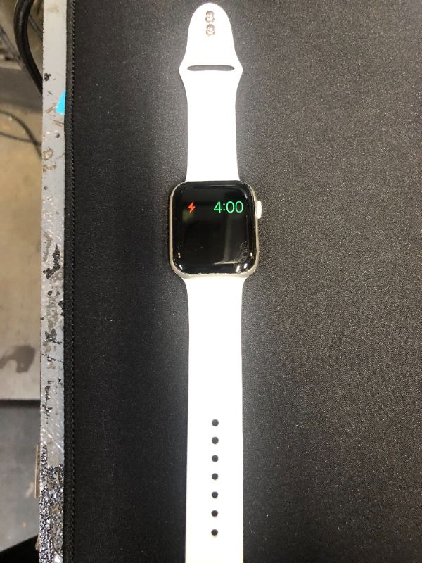 Photo 1 of Apple Watch Series 5 (GPS, 44MM) Aluminum Case with WHITE Sport Band