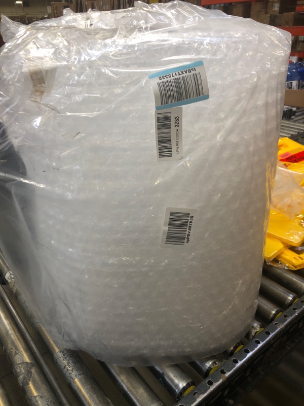 Photo 2 of Amazon Basics Perforated Bubble Cushioning Wrap - Medium 5/16", 24-Inch x 100-Foot Long Roll