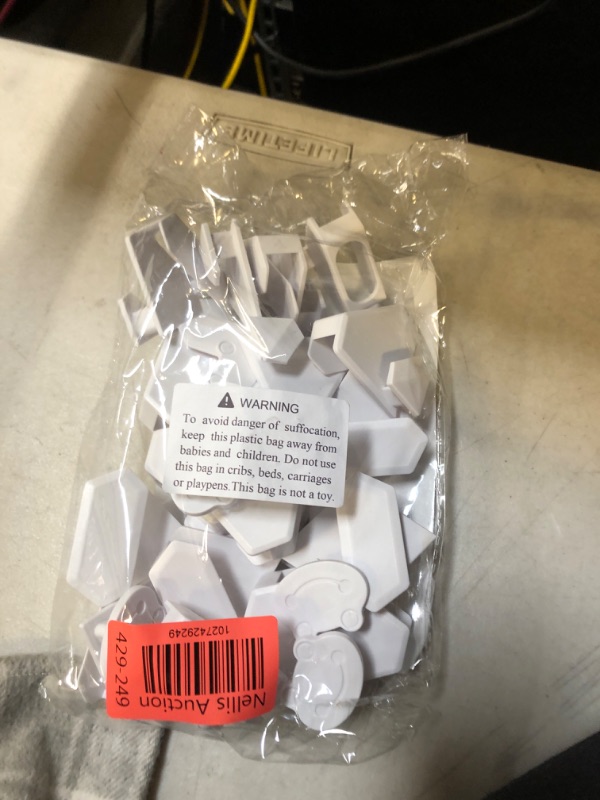 Photo 1 of 20 Pcs Hanger Hooks for Saving 7X Closet Space fits All Hangers, Value Pack Space Saving Closet Hanger Organizers for Hanger Connection, AS SEEN ON TV, Space Frog & Diamond for hangers, White