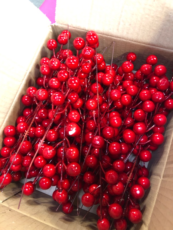 Photo 2 of 30 Artificial Red Berry Stems,7.9 Inch Christmas Holly Berry Branches Red Berry Picks for Holiday Home Decor and Crafts