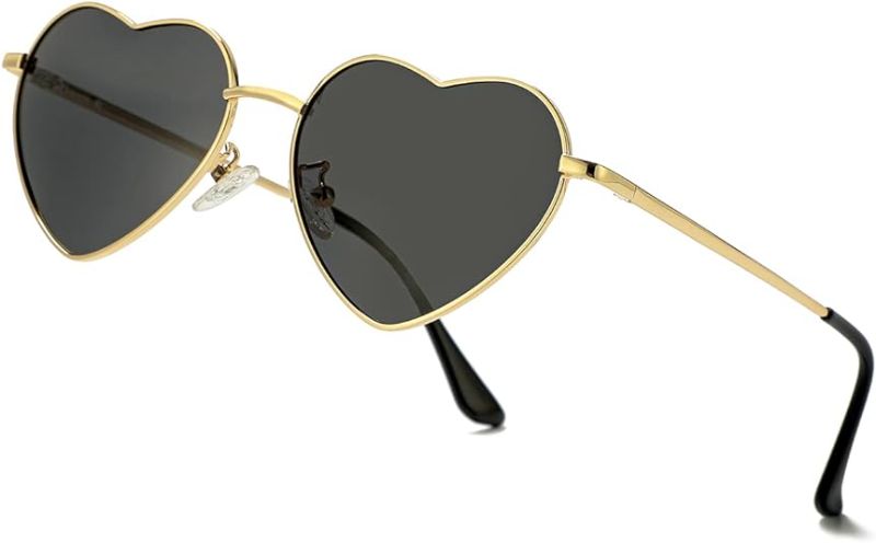 Photo 1 of  Polarized Heart Sunglasses for Women Fashion 