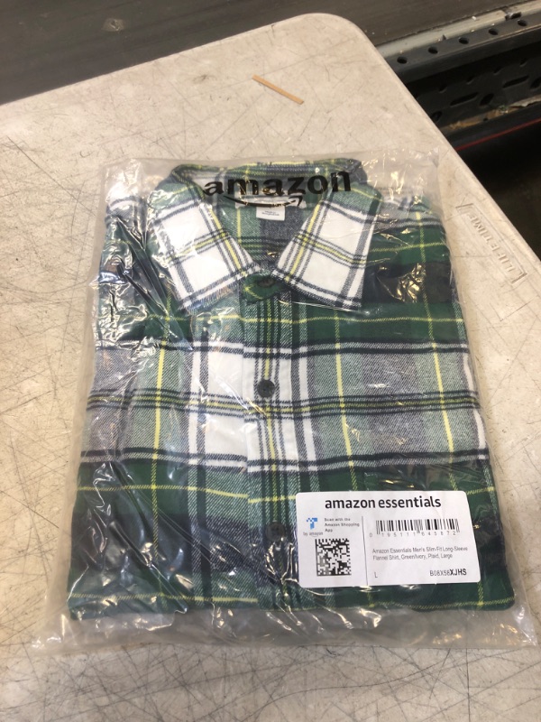 Photo 2 of Amazon Essentials Men's Slim-Fit Long-Sleeve Flannel Shirt Large Green Plaid