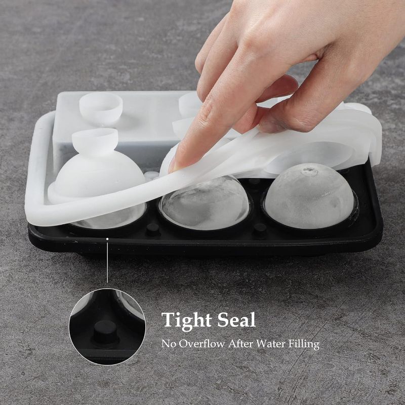 Photo 1 of  Ice Cube Tray and Square Ice Mold Combo
