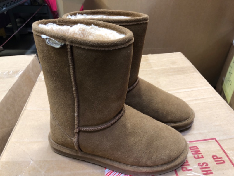 Photo 1 of Bear Paw Unisex Boots -- Size 8/9