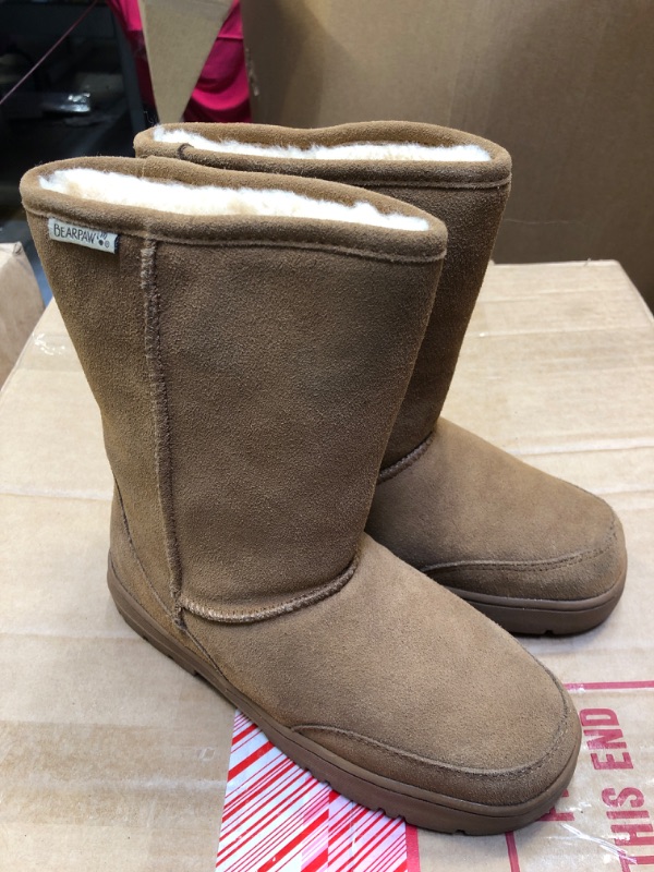 Photo 1 of BEARPAW Unisex Calf Boots -- Size 8/9