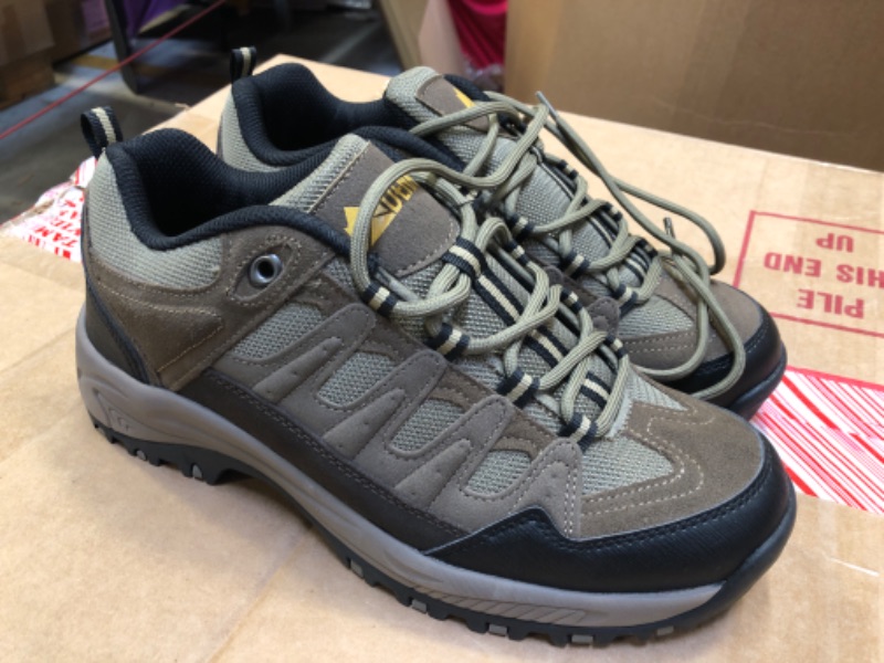 Photo 1 of Denali Men's Hiking Shoes -- Size 9