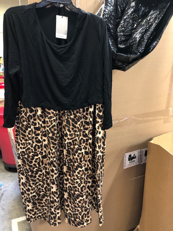 Photo 2 of SMALLSHOW BLACK AND CHEETAH DRESS , LONGSLEEVE , SIZE -XXL 