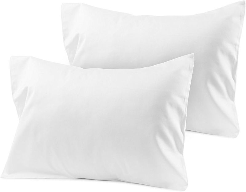 Photo 1 of 2 SET OF PILLOW COVERS WHITE 