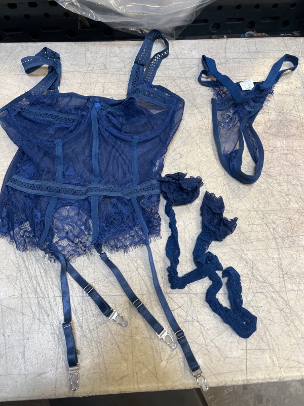 Photo 1 of BLUE LINGERIE SET 
SIZE -SMALL 