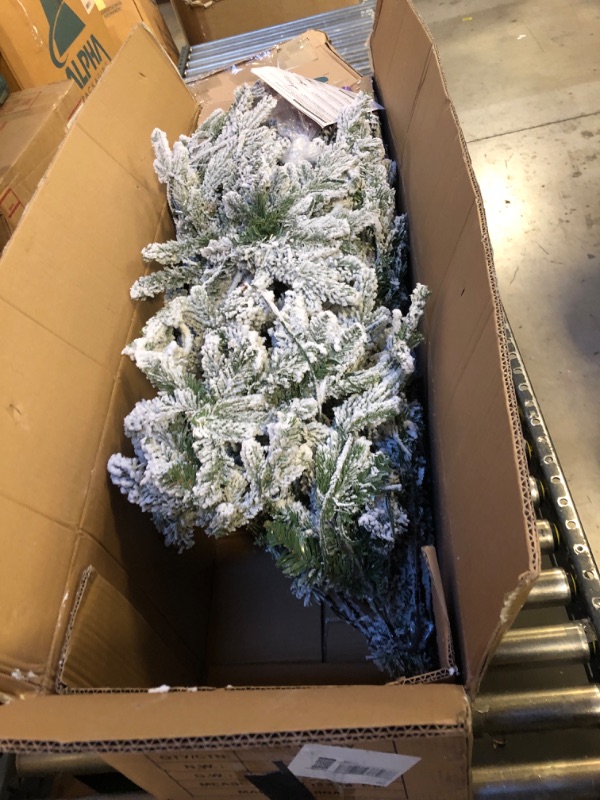 Photo 3 of [ Very Thick & Realistic Feel ] 6.5 Feet Pre-Lit Snow Flocked Aspen Artificial Christmas Tree, 1111 Branch Snowy Tips, 400 Warm Lights,Heavily Flocked, Metal Stand and Hinged Branches Xmas Decor