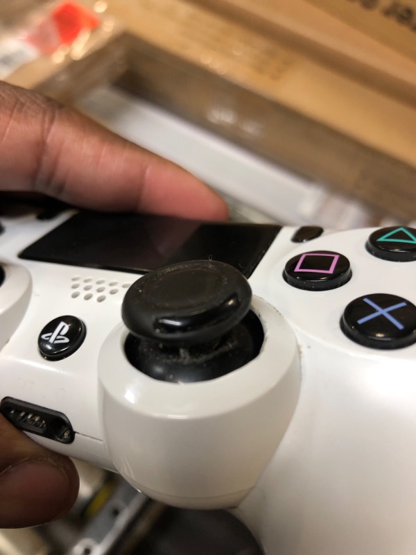 Photo 1 of DualShock 4 Wireless Controller for PlayStation 4 - Glacier White Glacier White Solid