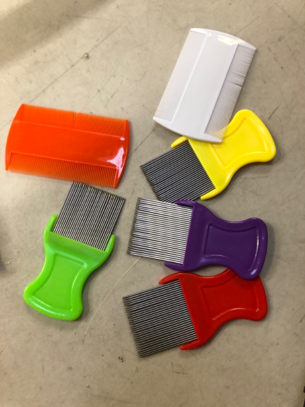 Photo 2 of 8 Pieces Flea Lice Combs Double Sided Lice Removal Comb Hair Grooming Comb with Metal Teeth (Orange, Blue, Purple, White, 3.5 x 2 Inch, 3.54 x 1.57 Inch)