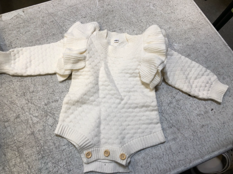 Photo 1 of SIZE 70 INFANT ONSIE LONGSLEEVE WHITE 