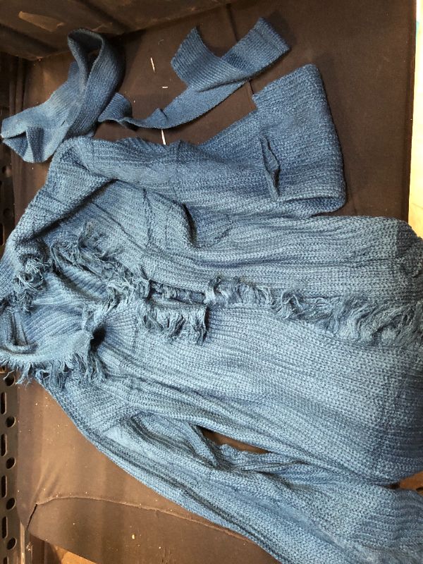 Photo 1 of BLUE KNIT SWEATER 
SIZE-LARGE 