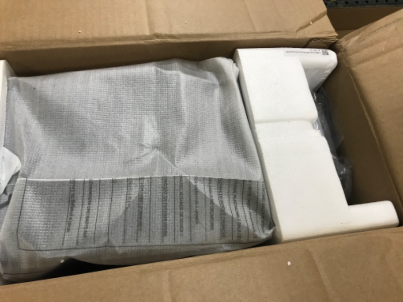 Photo 1 of SAMSUNG HW-B650 3.1ch Soundbar w/Dolby 5.1 DTS Virtual:X, Bass Boosted, Built-in Center Speaker, Bluetooth Multi Connection, Voice Enhance & Night Mode, Subwoofer Included, 2022 HW-B650 Soundbar