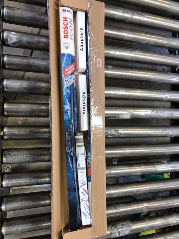 Photo 2 of Bosch Automotive ICON Wiper Blades 28AOE28BOE (Set of 2) Fits 18-15 Ford Edge, 18-13 Escape, 18-12 Focus, 19-14 Transit Connect +More, Up to 40% Longer Life, Frustration Free Packaging 28AOE and 28BOE Frustration Free Combo Wiper Blades