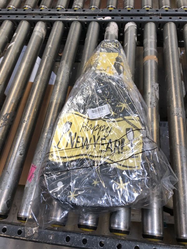 Photo 1 of Deekin 19.7 x 8.3 x 3 Inches Happy New Year Champagne Bottle Pinata New Years Eve Party Supplies Pinata with Pinata Stick and Blindfold Confetti for Kids Adults Game New Years Party Supplies