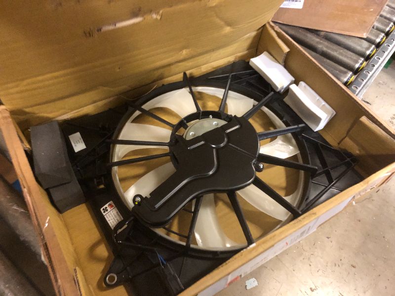 Photo 2 of Dorman 620-281 Passenger Side A/C Condenser Fan Assembly Compatible with Select Honda Models