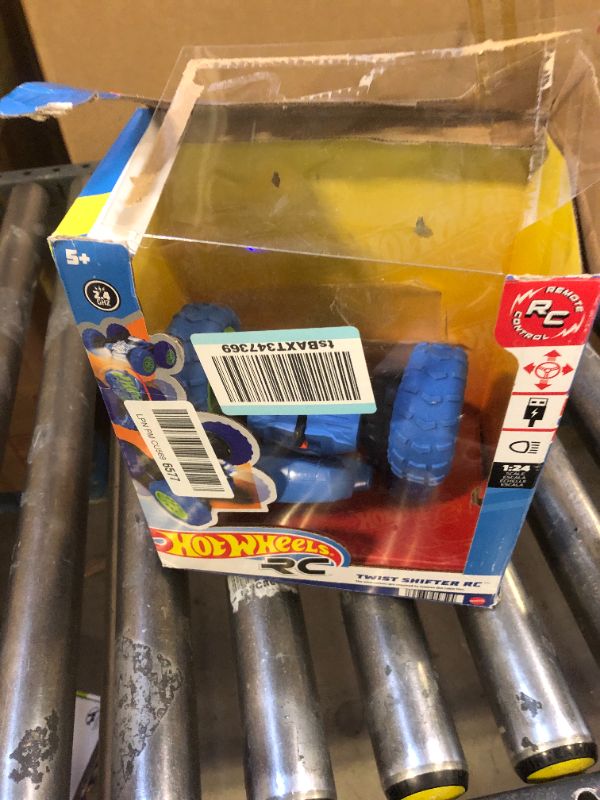 Photo 1 of Hot Wheels Twist Shifter RC, Remote-Control Vehicle, Performs Stunts, Working Headlights, Rechargeable Remote, Toy for Kids 5 Years Old & Older [Amazon Exclusive]
