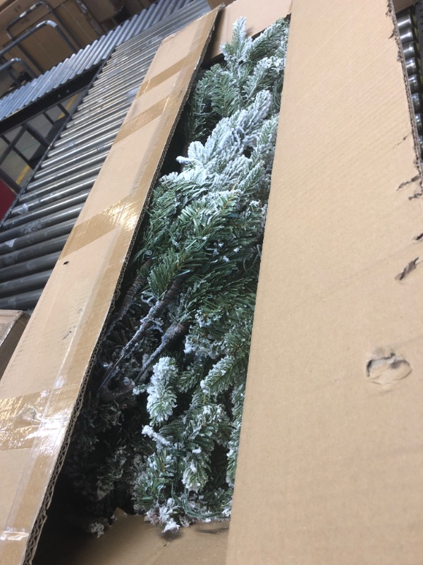 Photo 2 of [ Very Thick & Realistic Feel ] 6 Feet Pre-Lit Snow Flocked Aspen Artificial Christmas Tree, 965 Branch Snowy Tips, 340 Warm Lights,Heavily Flocked, Metal Stand and Hinged Branches Xmas Holiday Decor