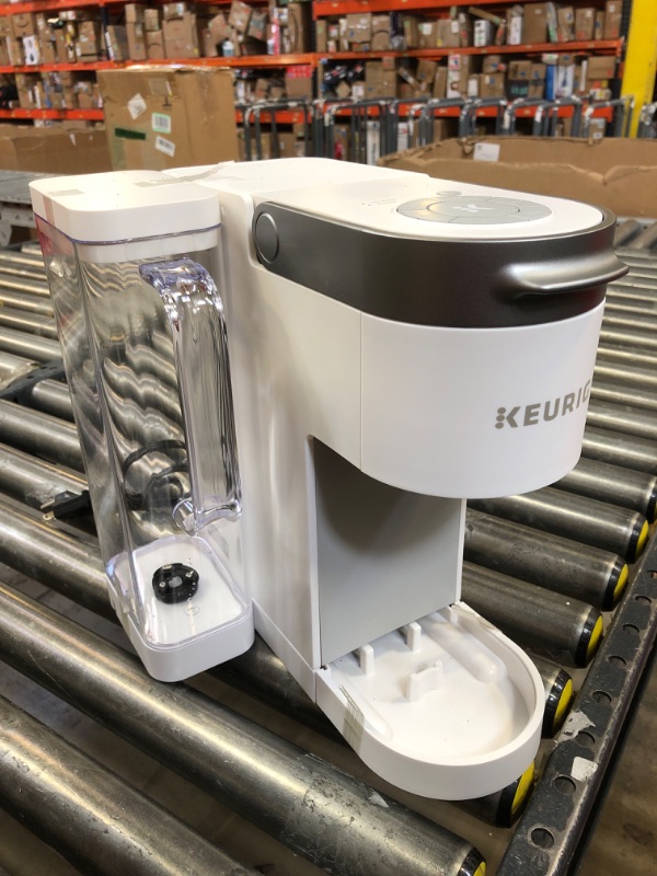 Photo 2 of Keurig K-Supreme Coffee Maker, Single Serve K-Cup Pod Coffee Brewer, With MultiStream Technology, 66 Oz Dual-Position Reservoir, and Customizable Settings, White White K-Supreme