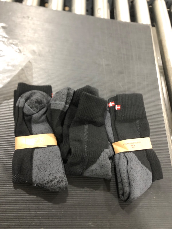 Photo 1 of 3 pairs of socks