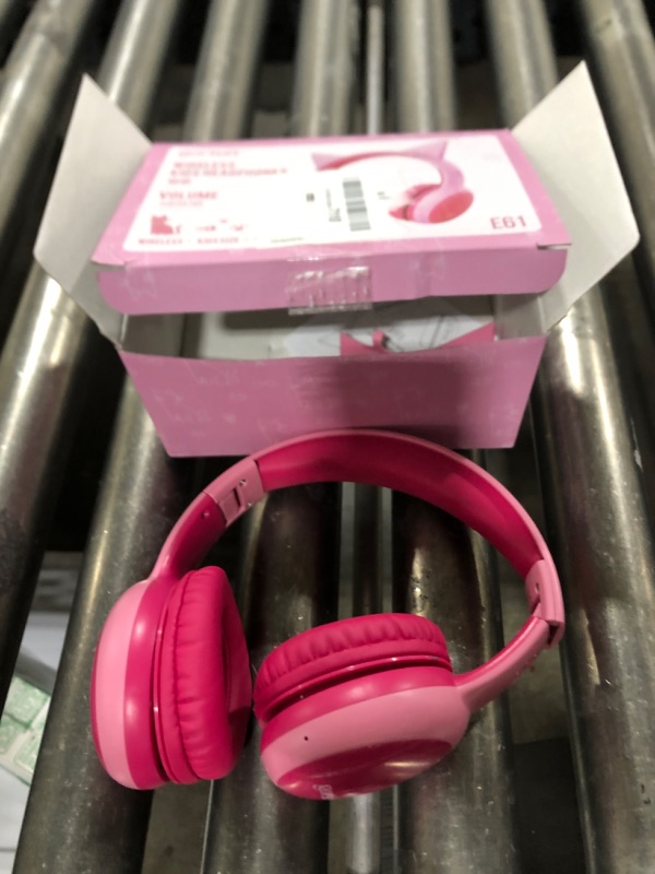 Photo 2 of gorsun Bluetooth Kids Headphones with Microphone,Children's Wireless Headsets with 85dB Volume Limited Hearing Protection,Stereo Over-Ear Headphones for Boys and Girls (Pink)
