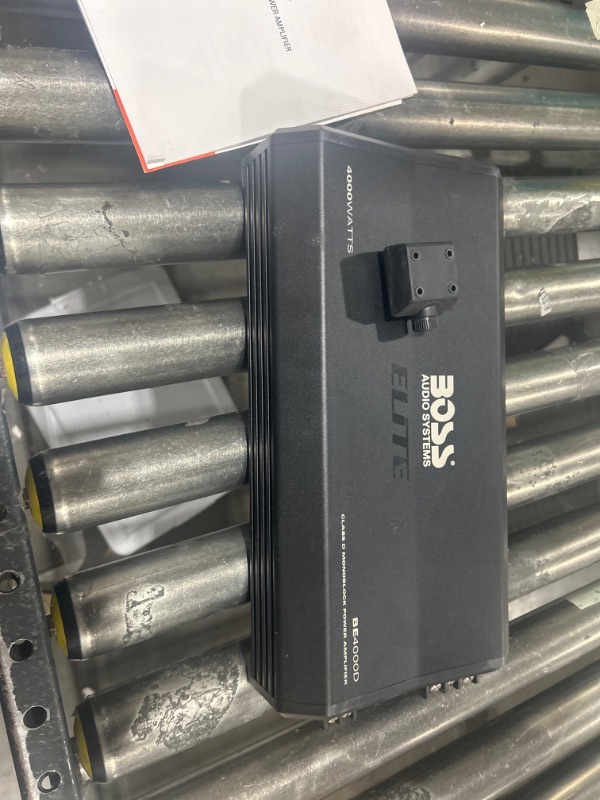 Photo 2 of BOSS Audio Systems Elite BE4000D Class D Car Amplifier - 4000 Watts, 1 Ohm Stable, Digital, Monoblock, Mosfet Power Supply, Great for Subwoofers, Remote Subwoofer Control 