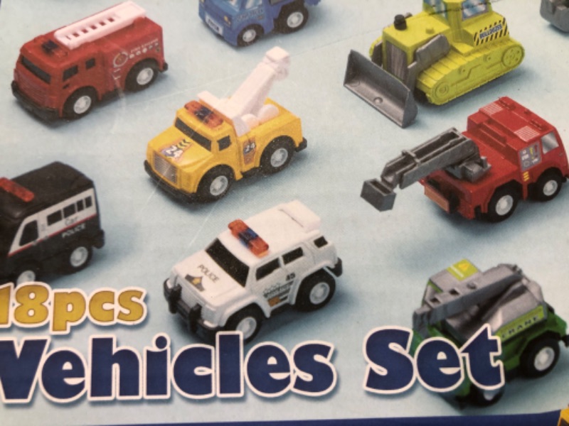 Photo 1 of 18 piece vehicles, toys that child’s toy