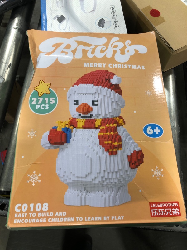 Photo 1 of CHRISTMAS SNOWMAN BUILDING BLOCK TOY 