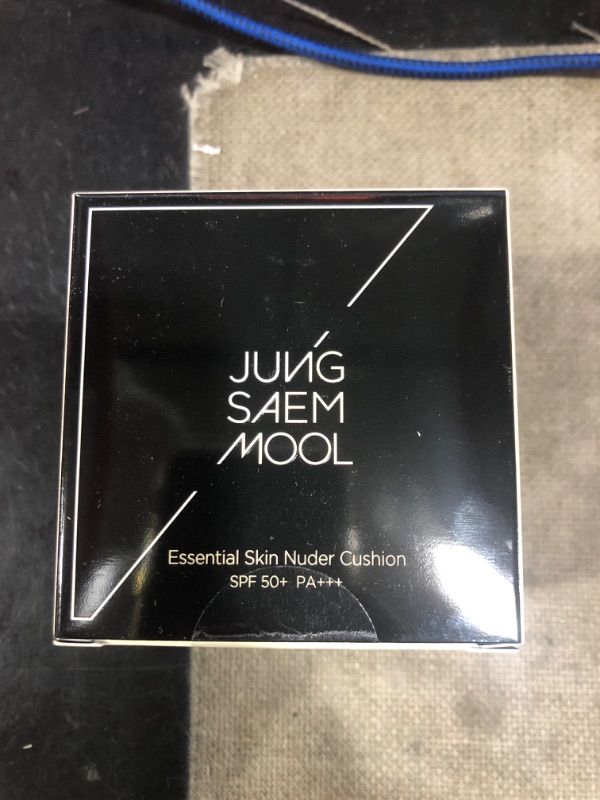 Photo 2 of [JUNGSAEMMOOL OFFICIAL] Essential Skin Nuder Cushion (Medium) | Refill Included | Natural Finish | Buildable Coverage | Makeup Artist Brand [Refill Included] 06 Medium