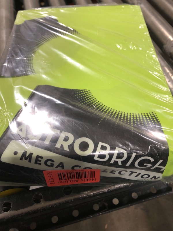 Photo 2 of Astrobrights Mega Collection, Colored Cardstock, Bright Green, 320 Sheets, 65 lb/176 gsm, 8.5" x 11" - MORE SHEETS! (91629)