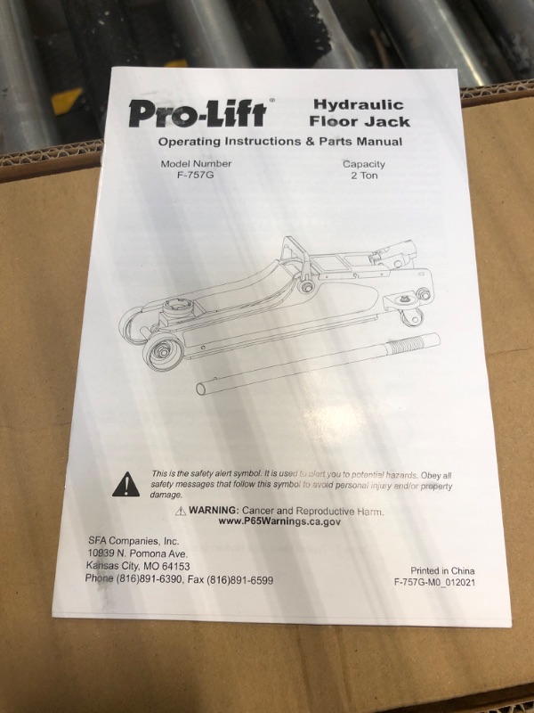 Photo 3 of Pro-LifT F-757G 2 Ton Floor Jack - Car Hydraulic Trolley Jack Lift with 4000 Lbs Capacity for Home Garage Shop, Green Green Trolley Jack