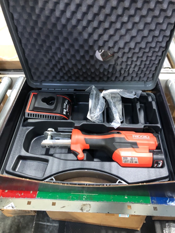 Photo 2 of RIDGID 72553, RP 115 Mini Press Tool Kit with 1/2" - 3/4" ProPress Jaws and Carrying Case & 55183 12V Li-Ion Battery