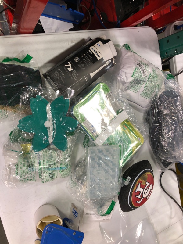 Photo 1 of ***BUNDLED BAG OF  ***
***AS IS / NO RETURNS -  FINAL SALE***
