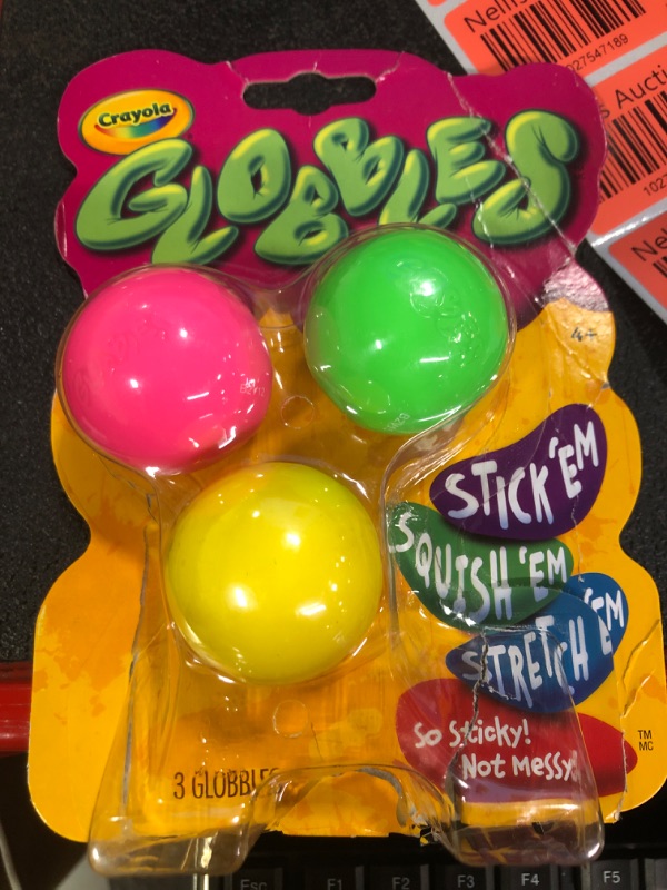 Photo 1 of Crayola 74-7291 Globbles 3 in a Package, Colors May Vary
