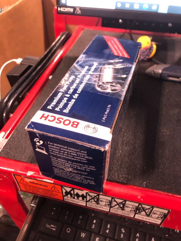 Photo 1 of ***HAS BEEN USED BEFORE*** 
BOSCH 69430 OE Electric Fuel Pump - Compatible With Select Audi 80, 90, 100, 4000, 5000; Porsche 911, 924; Saab: 900; Volkswagen Cabriolet, Fox, Jetta, Rabbit, Scirocco; Volvo 244, 245, 760 + More