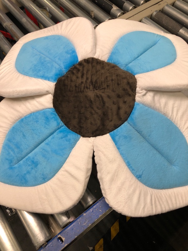 Photo 1 of Blooming Baby Bath Lotus Turquoise