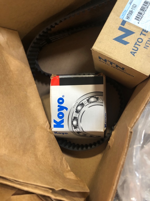 Photo 1 of AISIN TKT-031 Engine Timing Belt Kit with Water Pump