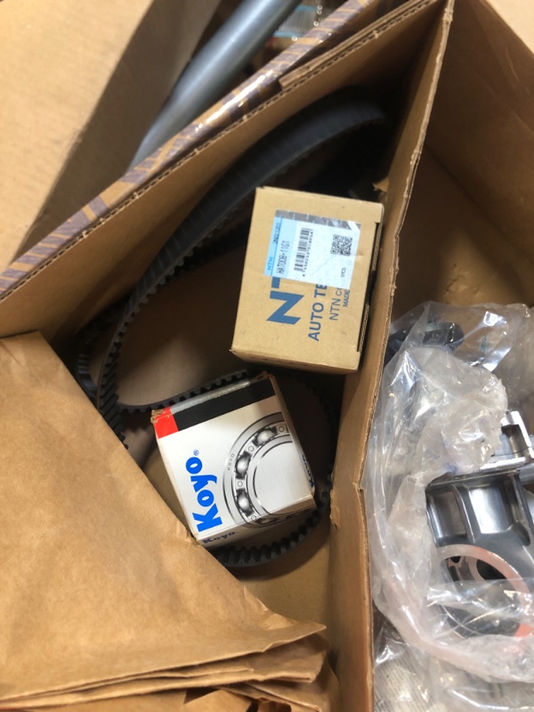 Photo 5 of AISIN TKT-031 Engine Timing Belt Kit with Water Pump