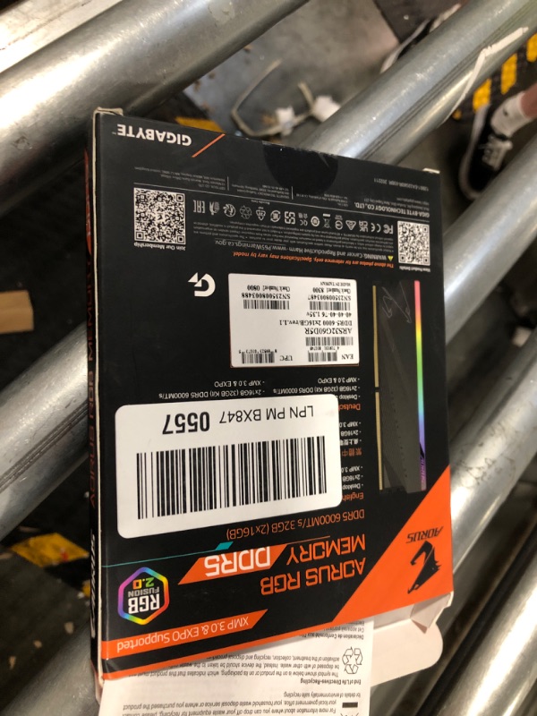 Photo 3 of Gigabyte AORUS Memory ARS32G60D5R (DDR5 32GB (2x16GB) 6000MHz)