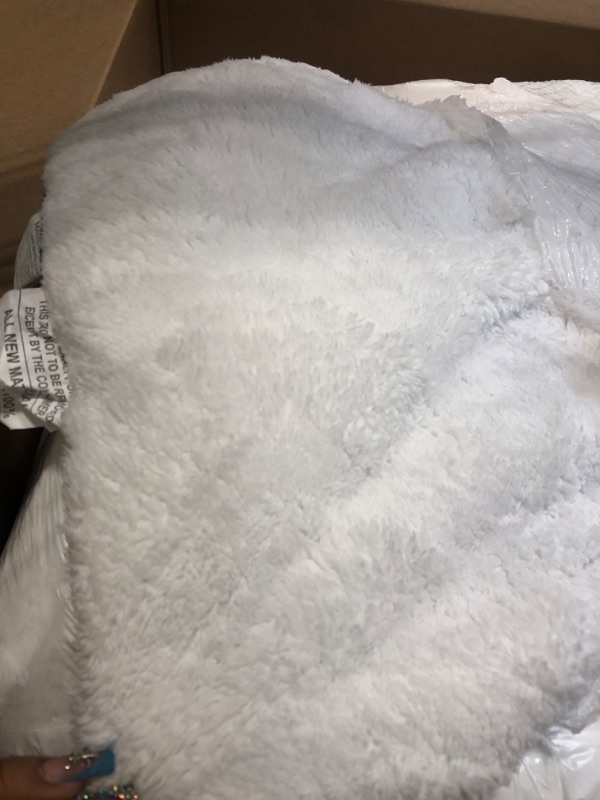 Photo 4 of ***not exact***Bedsure Soft Fuzzy Faux Fur Sherpa Fleece Throw Blanket White Twin - Warm Thick Fluffy Plush Cozy Reversible Shaggy Blanket for Sofa and Bed -Comfy Furry Blanket, 60x80 inches 60x80 White