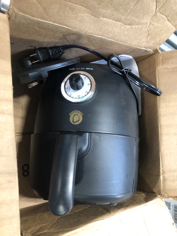 Photo 1 of Air Fryer 2 QT, Retro Air Fryer With Quick Set Time, Small Air Fryer For Two People, Non Toxic, Nonstick And Dishwasher-Safe, Mini Air Fryer 2 Quart, BlACK
 
