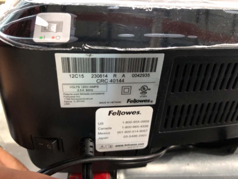 Photo 4 of ** use for parts**
Fellowes 12C15 12 Sheet Cross-Cut Paper Shredder for Home and Office with Safety Lock 12 Sheet Paper Shredder