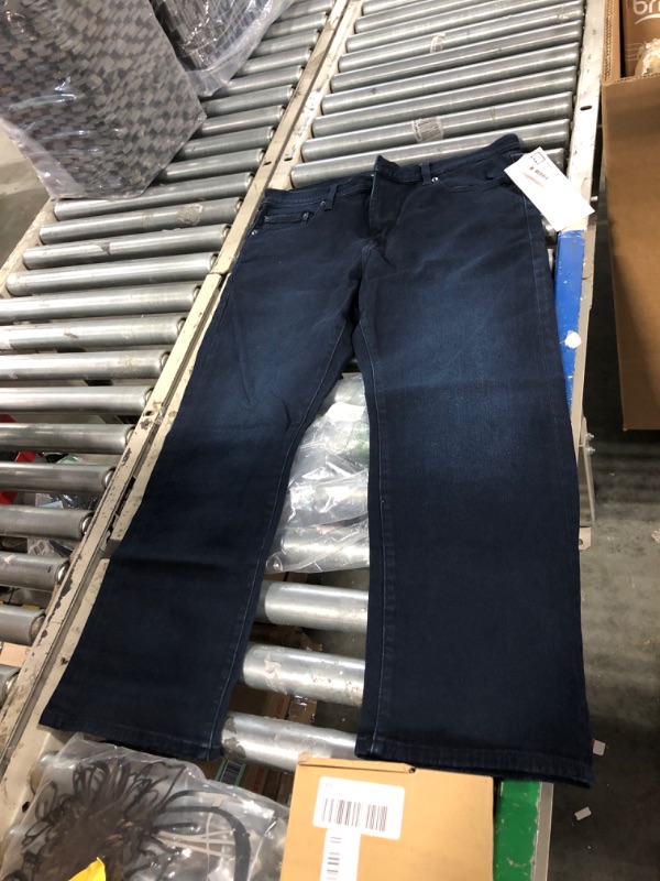 Photo 2 of ** 36w x 26l**
Amazon Essentials Men's Straight-Fit Jean
